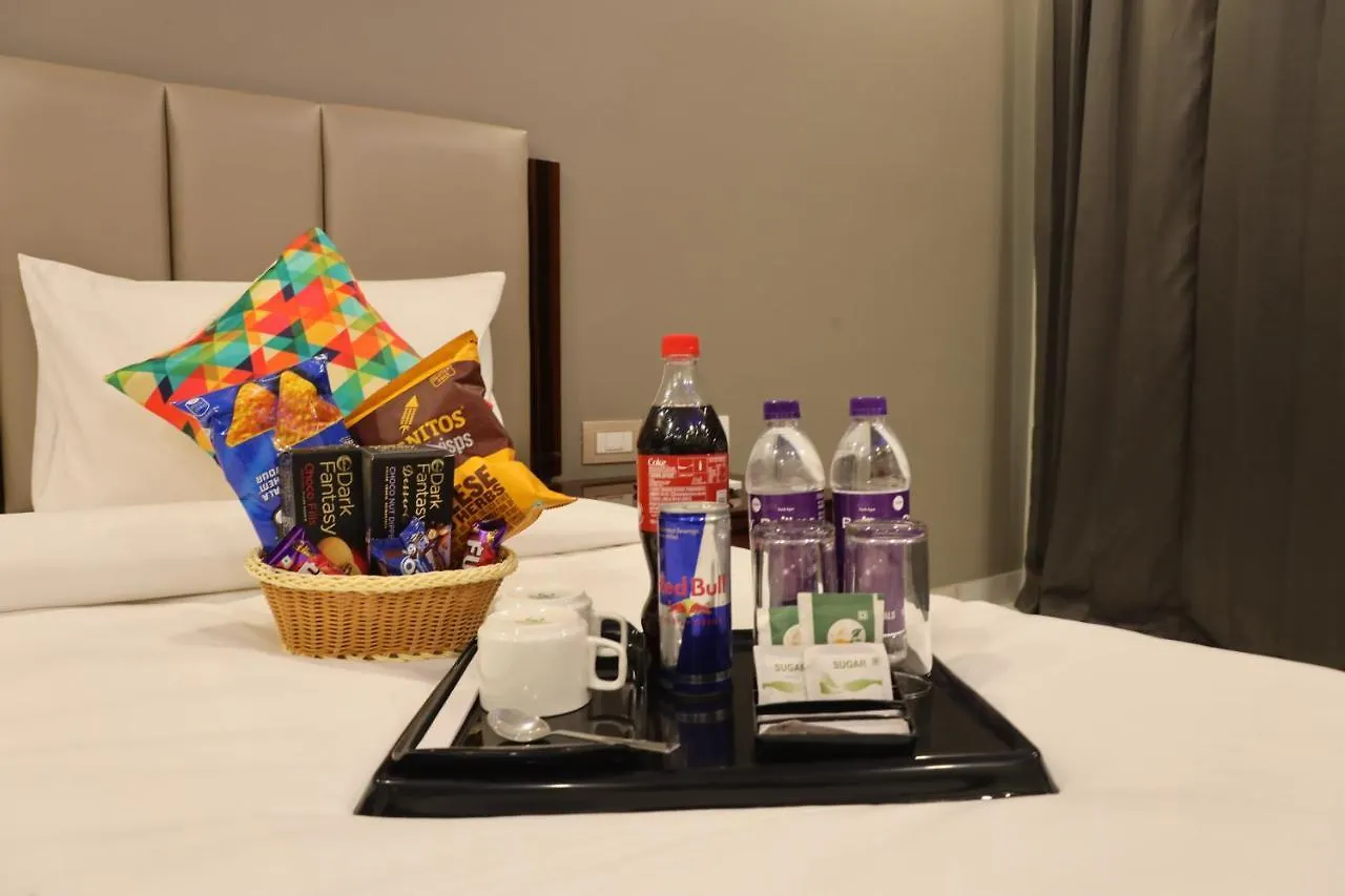 Vaabi Saabi Hotel 구르가온